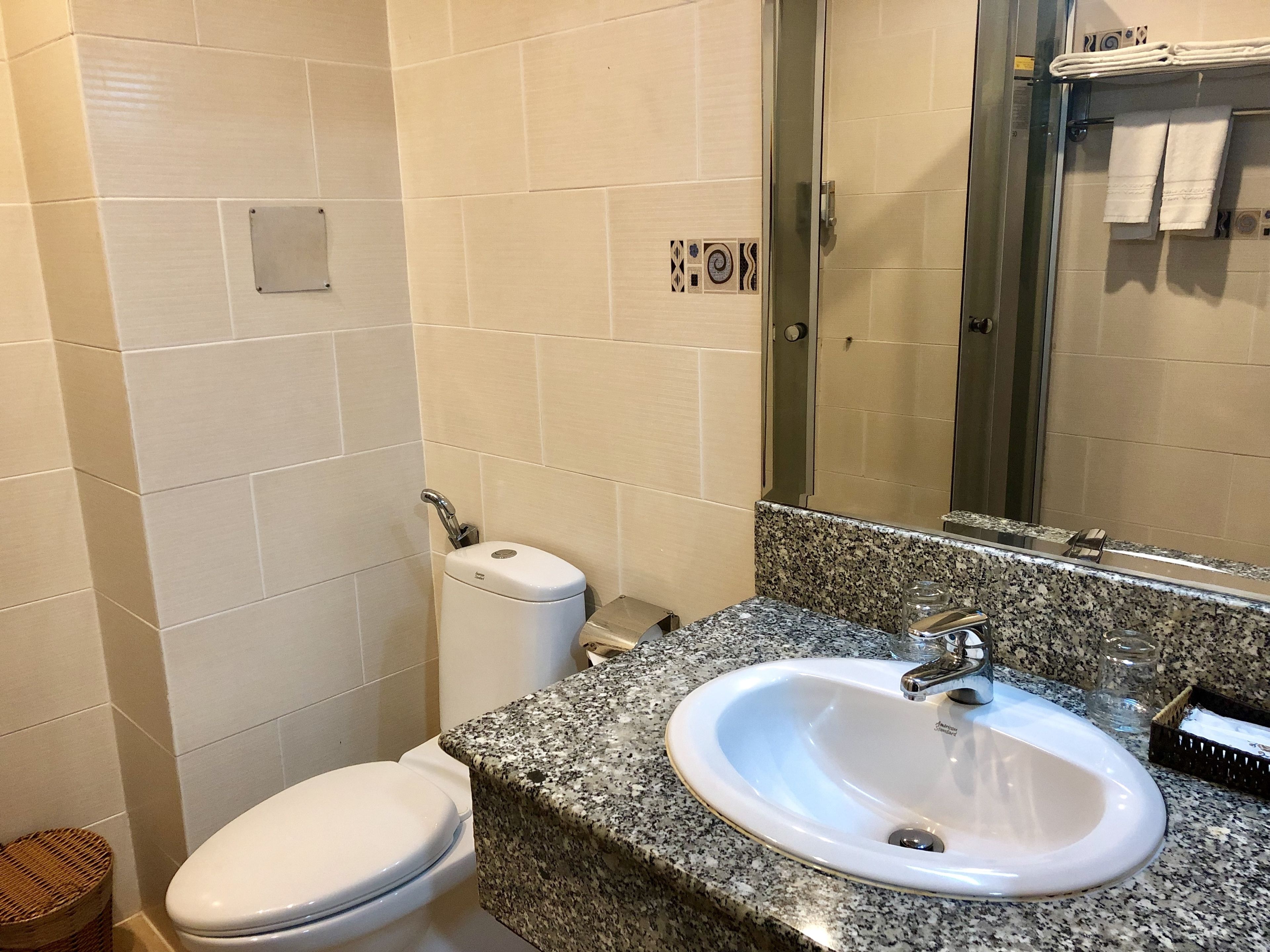 superior double room | bathroom | free toiletries, hair dryer, slippers, towels