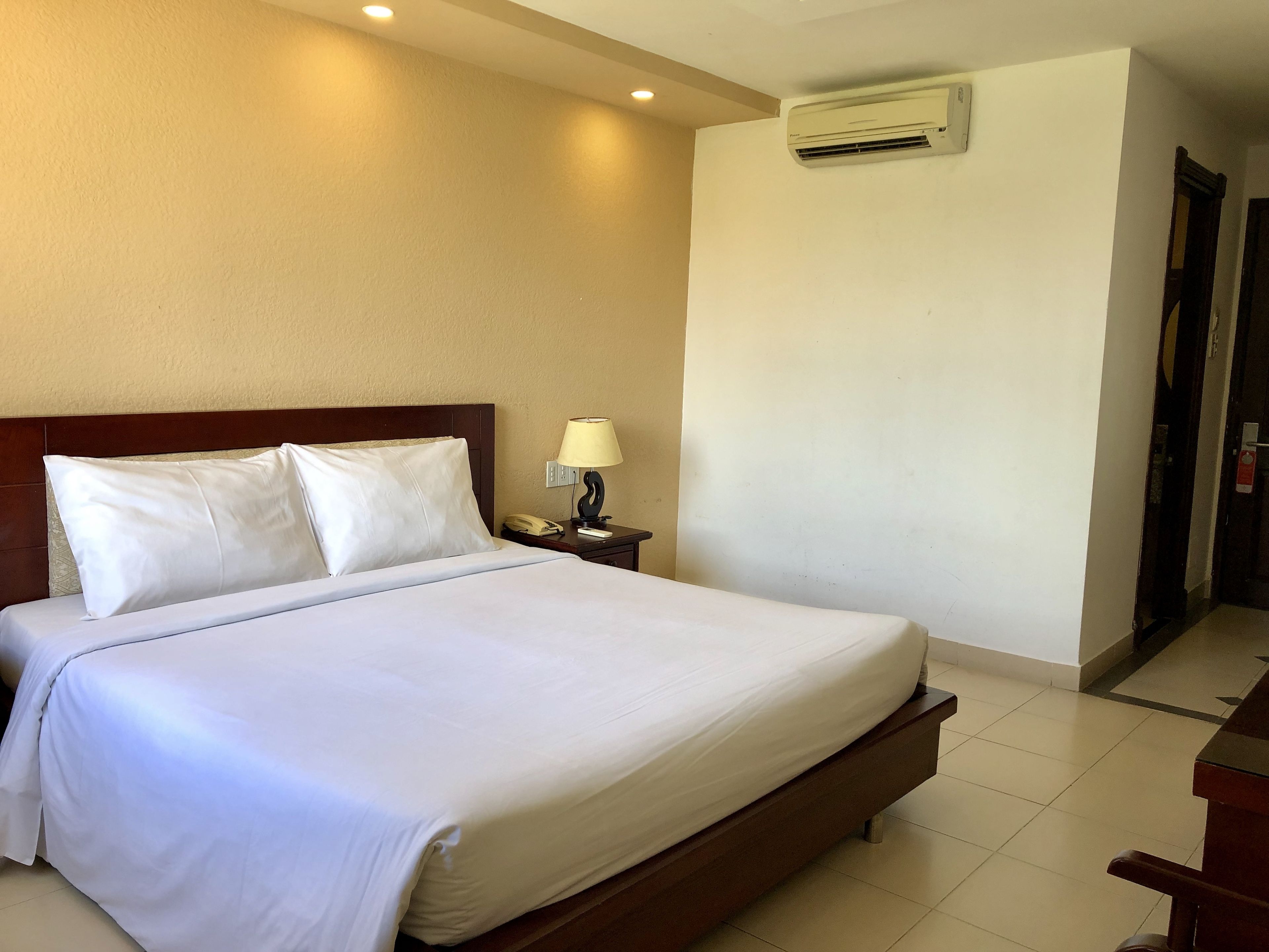 superior room | minibar, in-room safe, desk, blackout curtains