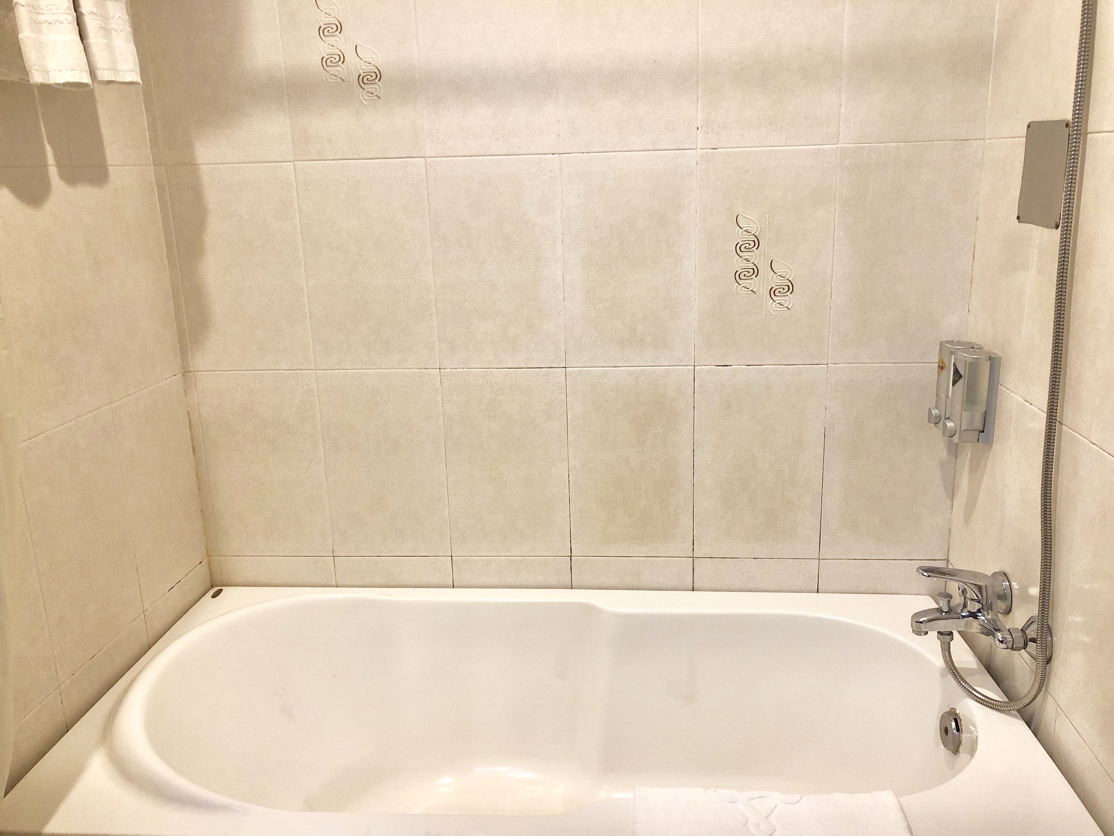 family room | bathroom | free toiletries, hair dryer, slippers, towels
