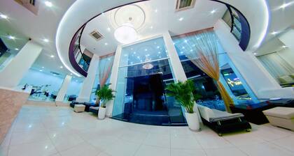 Sunny Hotel