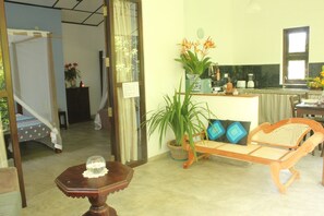 デザイン アパートメント 1 ベッドルーム キッチン ガーデンビュー | リビング エリア