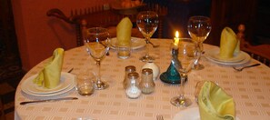 Breakfast, lunch, dinner served; international cuisine