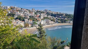 Deluxe Suite (duplex) / 2 bedrooms, balcony with PARTIALLY sea view | 客房景观