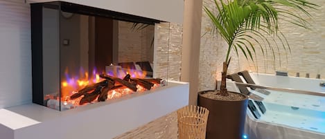Luxury Suite | 1 bedroom, Frette Italian sheets, premium bedding, down comforters
