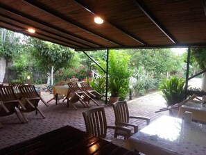 Breakfast and dinner served, Turkish cuisine