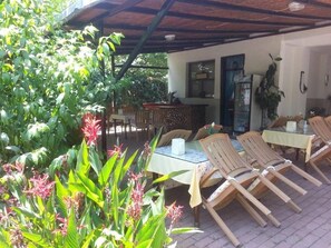 Breakfast and dinner served, Turkish cuisine