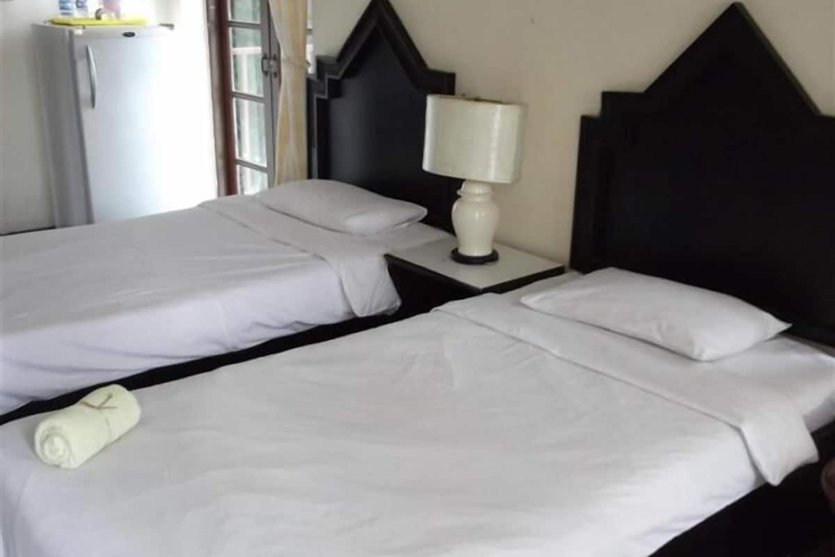 Corner Room | Escritorio, camas extra y wifi gratis
