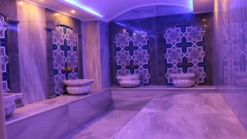 Sauna, baño de vapor, baño turco o hammam y tratamientos corporales