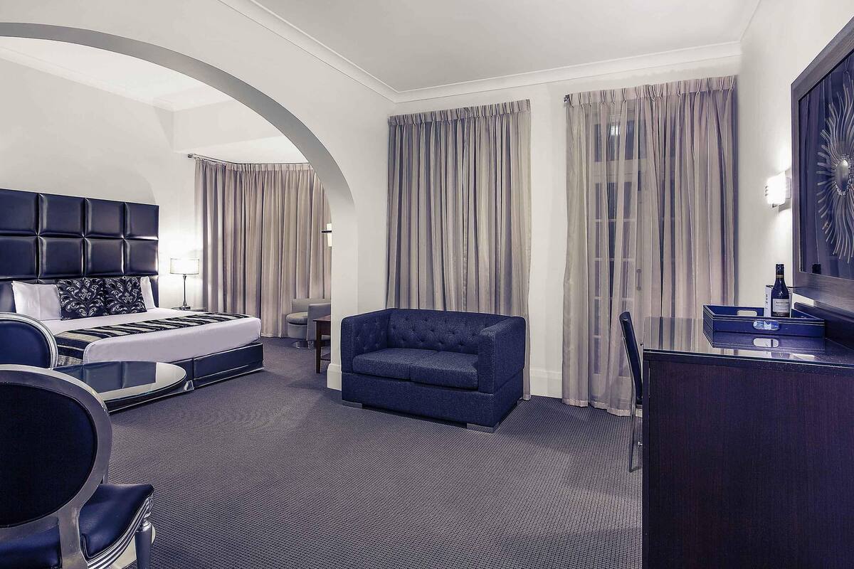 Executive Room, 1 King Bed