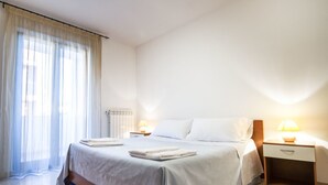Premium bedding, in-room safe, desk, rollaway beds - Ciao Hotel Residence (Conversano)