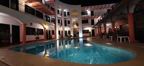 Piscina externa