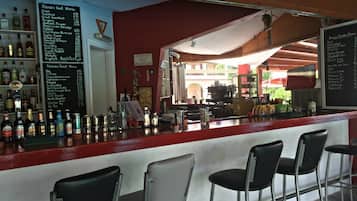 Bar (in der Unterkunft)