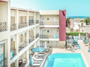 Outdoor pool - Alexandros (SISSI)