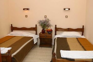 Room - Vasso Studios (Corfu)