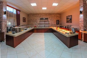 Dining - Angela Beach Hotel (Corfu)
