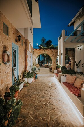 Property grounds - Saronis Hotel Agistri - Adults Only (Agistri)