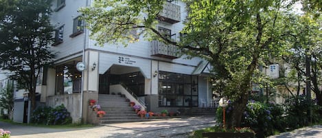 Bagian depan properti