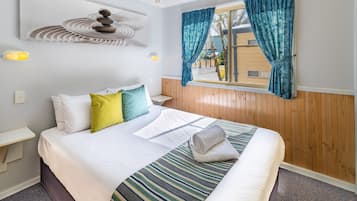 Standard-Bungalow, 2 Schlafzimmer | Bügeleisen/Bügelbrett, Bettwäsche