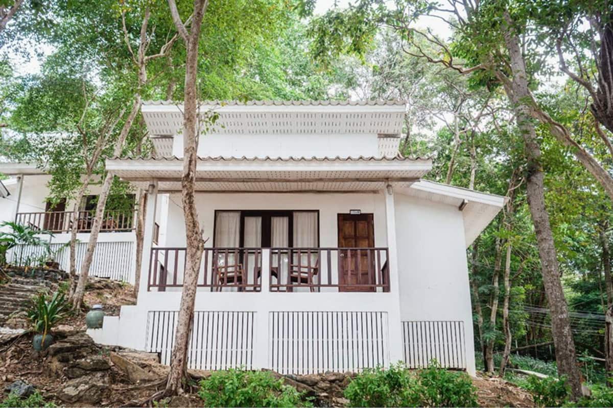 Hill Side Villa | WiFi (free), bed sheets