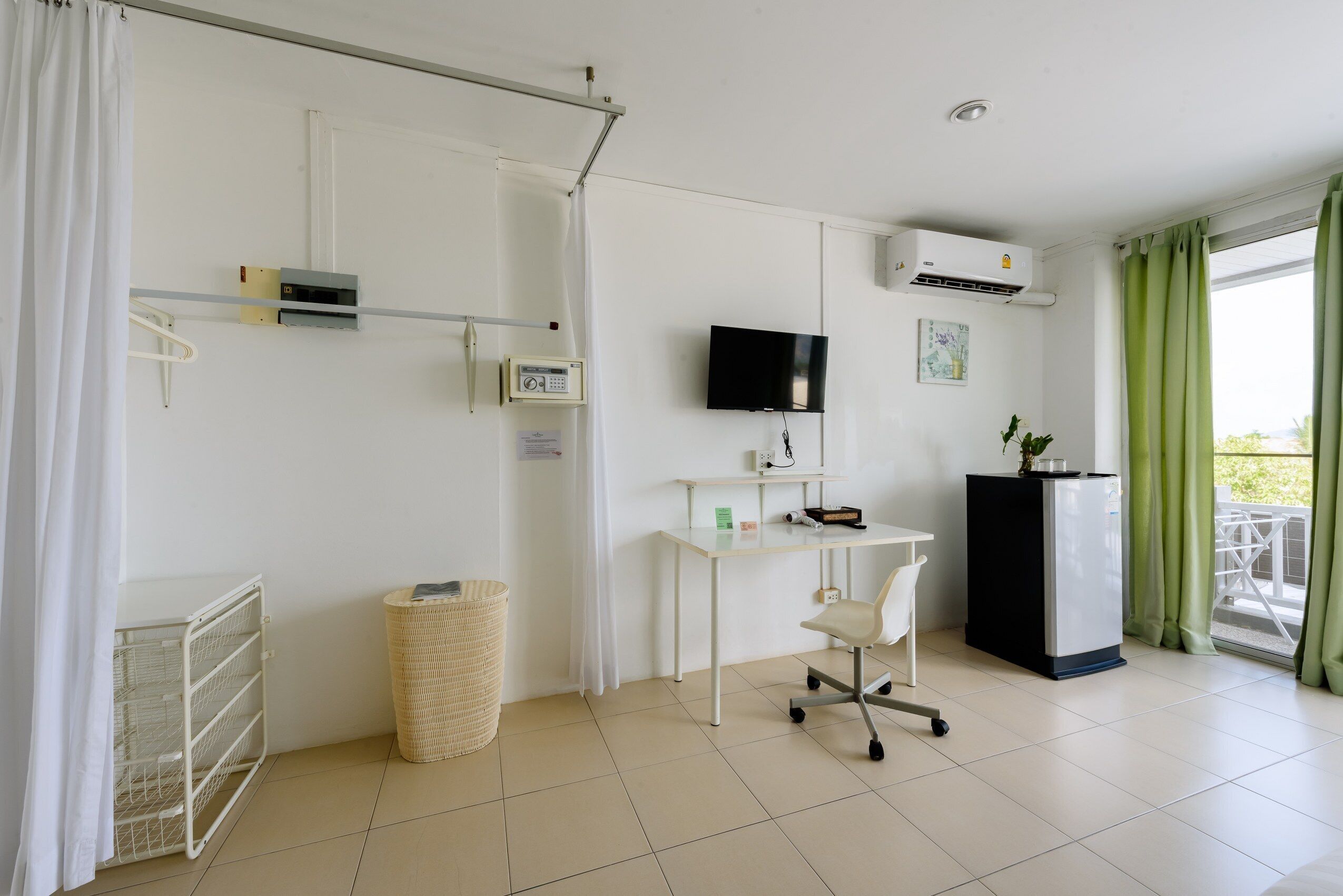 family suite | room amenity