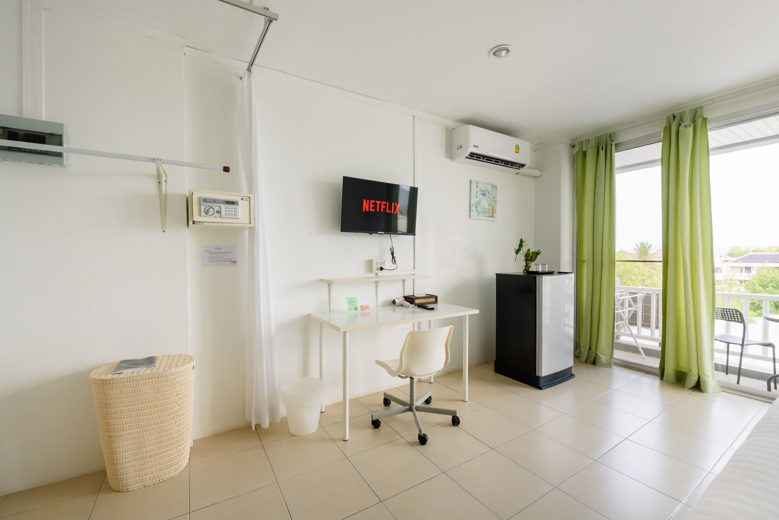 family suite | room amenity