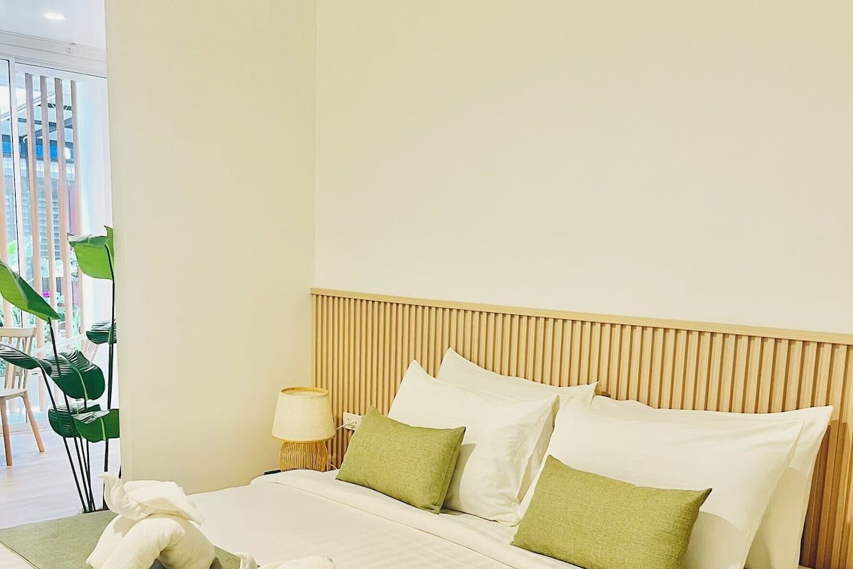 Standard Double Room | Premium bedding, desk, laptop workspace, free WiFi