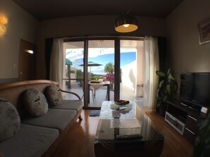 LCD TV, DVD player