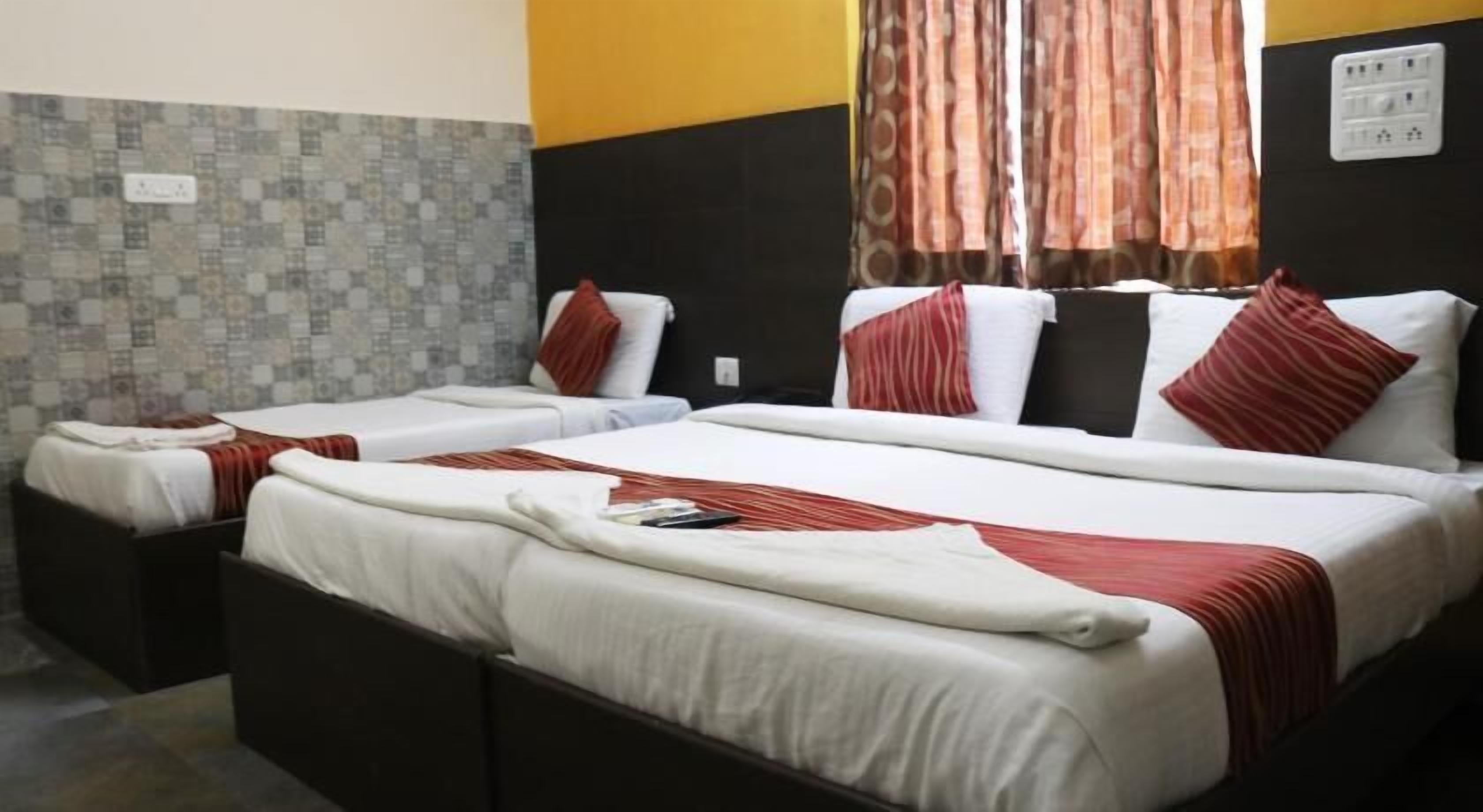 In-room safe, desk, soundproofing, iron/ironing board