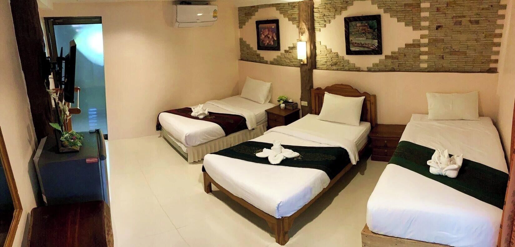 In-room safe, desk, free WiFi, bed sheets