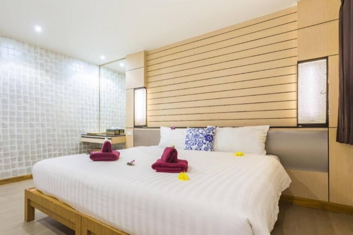 خزنة داخل الغرفة ومكتب وواي فاي مجانًا وملاءات أسرّة