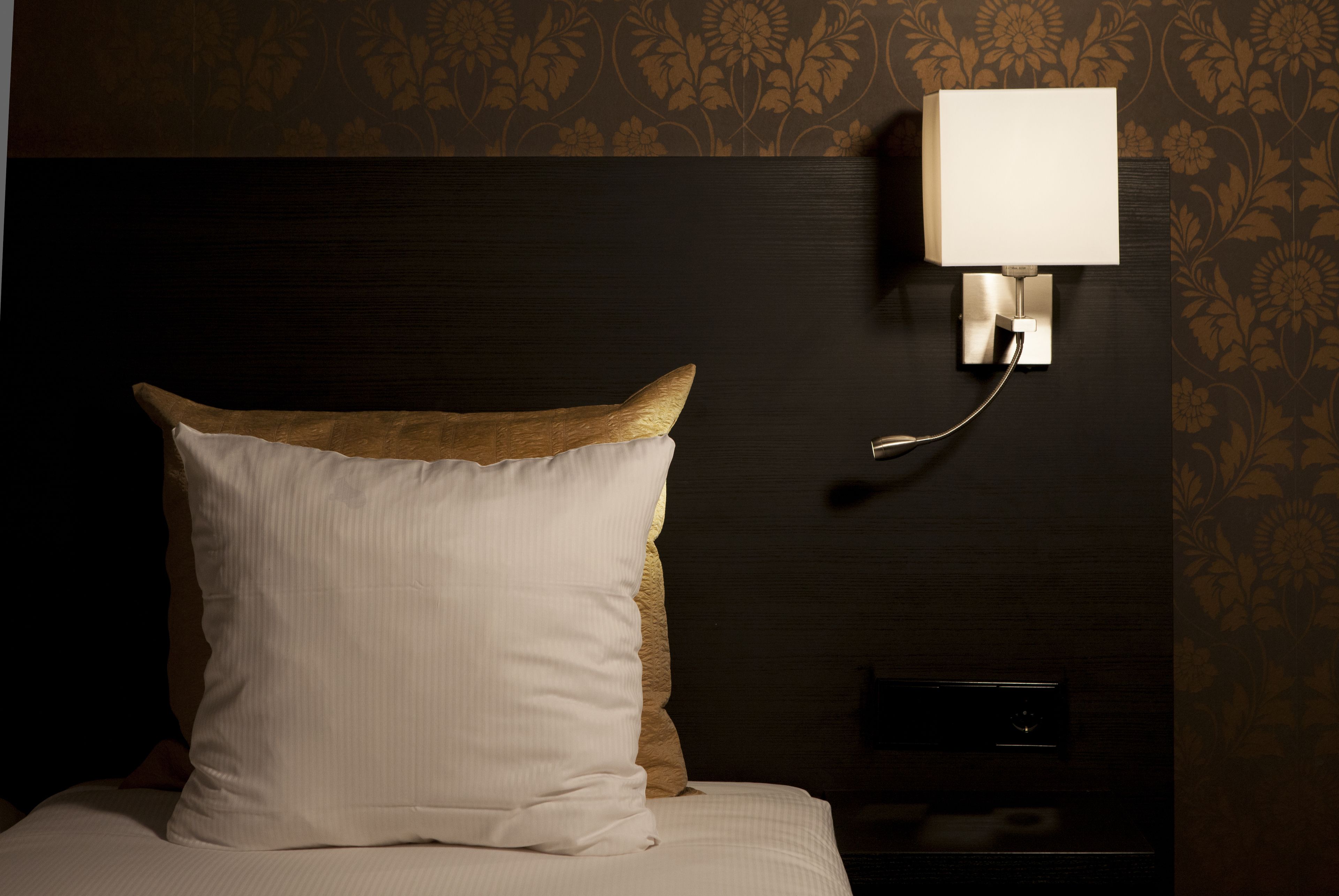 premium bedding, desk, soundproofing, cots/infant beds