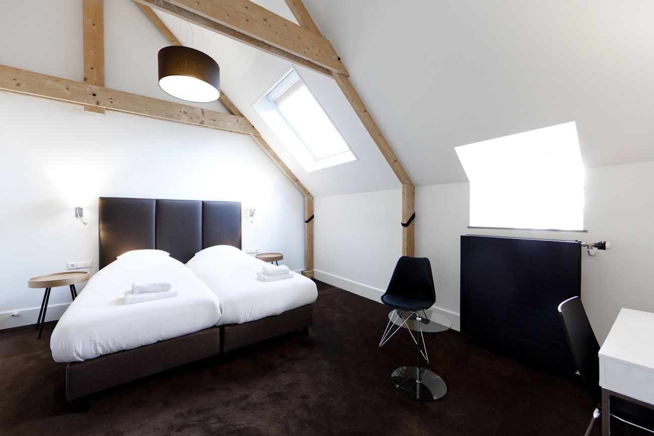 comfort quadruple room | premium bedding, desk, soundproofing, cots/infant beds