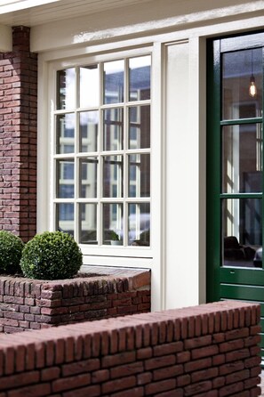 Exterior - College Hotel Alkmaar (Alkmaar)