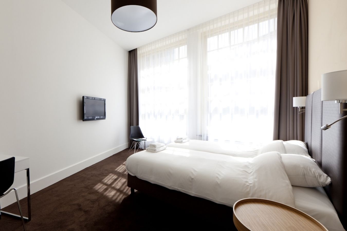 comfort quadruple room | premium bedding, desk, soundproofing, cots/infant beds