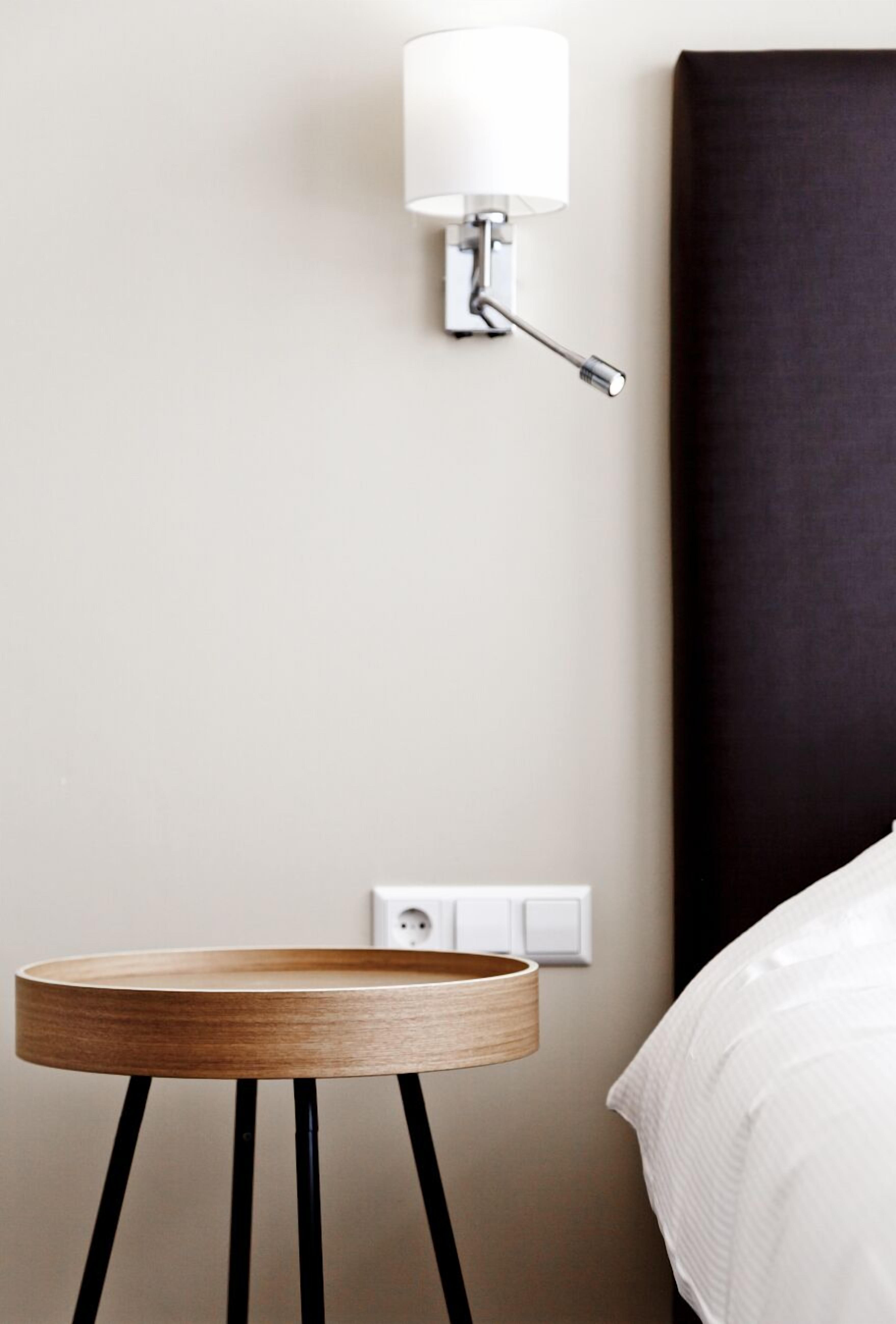 standard twin room | premium bedding, desk, soundproofing, cots/infant beds