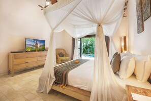 Villa, 2 Bedrooms, Private Pool | 2 bedrooms, in-room safe, desk, iron/ironing board - Villa Koala (Seminyak)