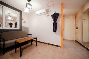 디럭스룸 | 책상, 방음 설비, 무료 WiFi