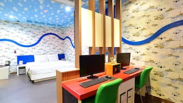 迷你吧贈品、書桌、隔音、免費 Wi-Fi