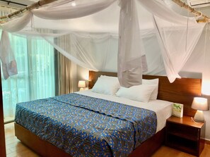 Residence Superior King Room | In-room safe, iron/ironing board, free WiFi, bed sheets - Heaven Restaurant & Boutique Hotel (Kigali)