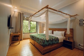 In-room safe, iron/ironing board, free WiFi, bed sheets - Heaven Restaurant & Boutique Hotel (Kigali)