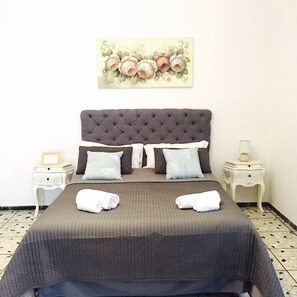 Superior Triple Room (External Private Bathroom) - Vatican Station (Rome)
