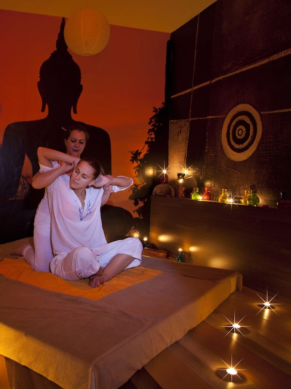 Sauna seca, banheira de hidromassagem, sauna a vapor, banho turco/hammam