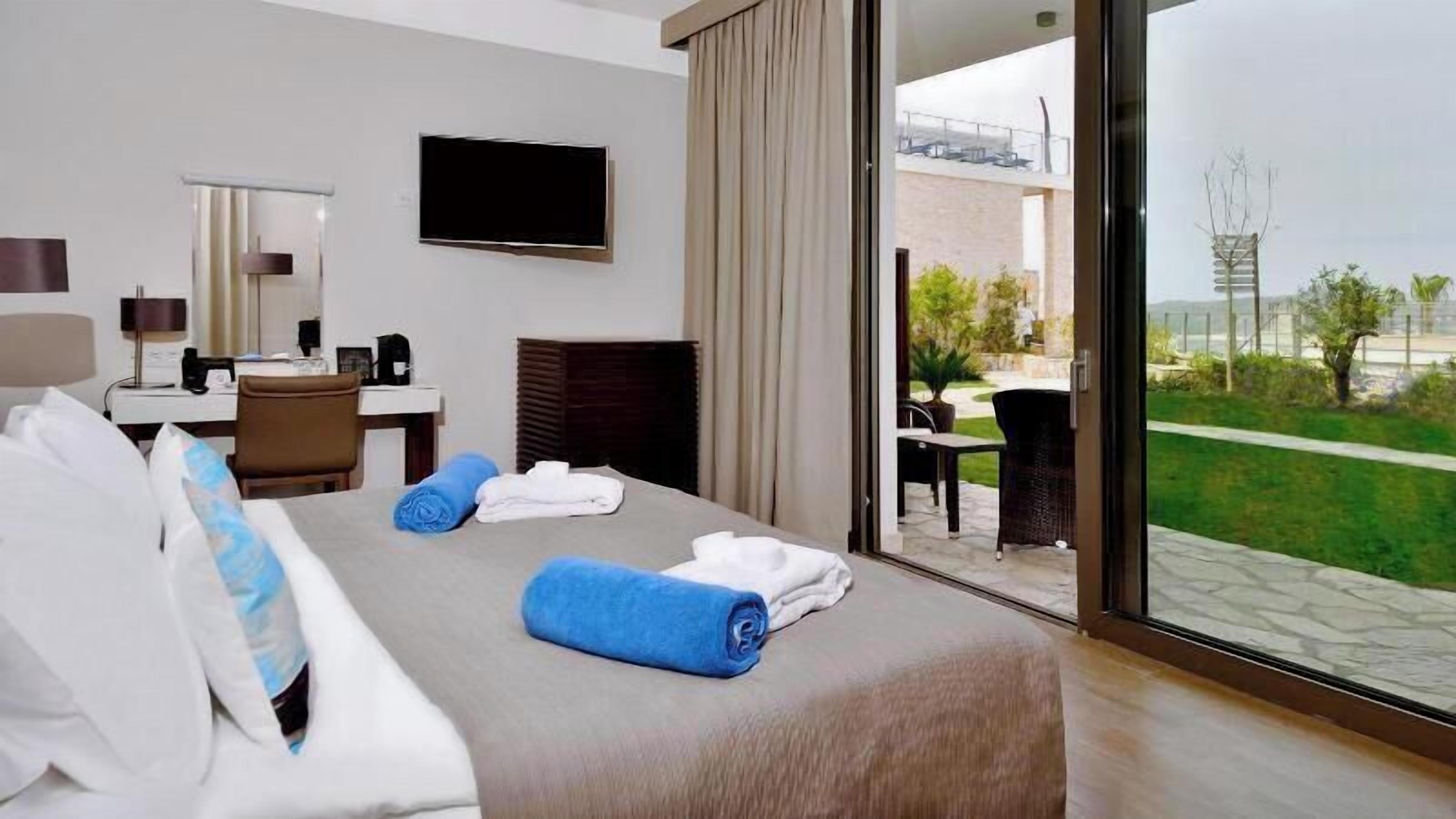 Ropa de cama de alta calidad y artículos del minibar gratis 