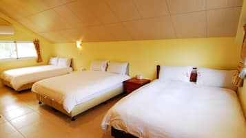 Ropa de cama de alta calidad, escritorio, wifi gratis y ropa de cama