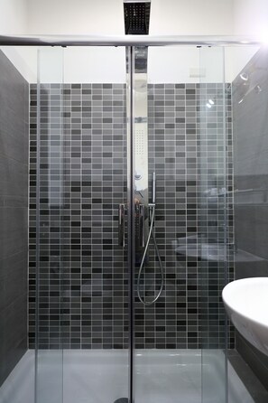 Chambre Double Deluxe, vue ville | Salle de bain