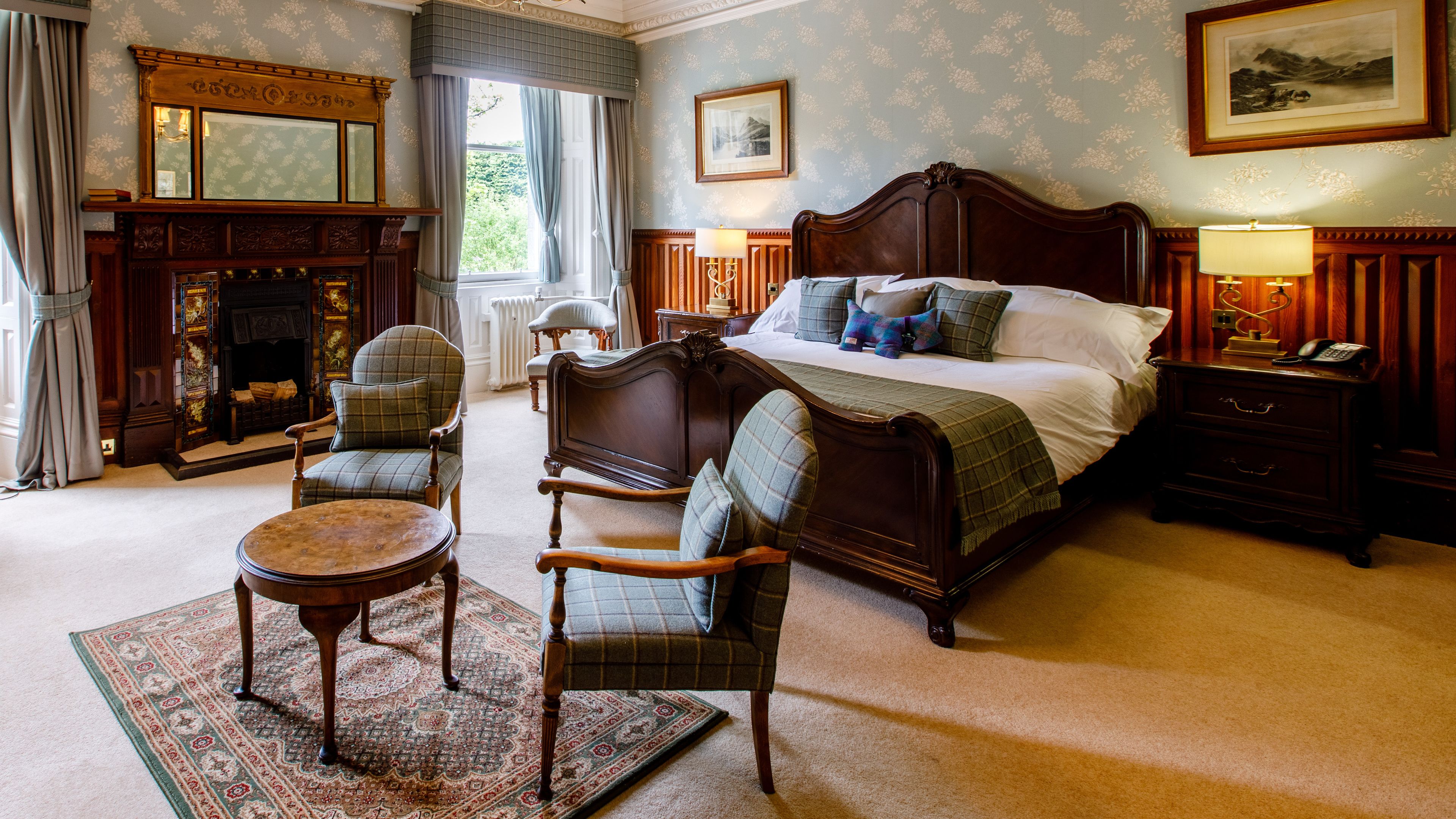 luxury double room | individually decorated, desk, iron/ironing board, free wifi