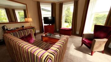 Luxury Double Room | Individually decorated, desk, iron/ironing board, free WiFi