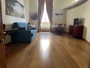 Televisión de pantalla plana