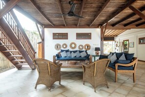 Villa 2 | Living area