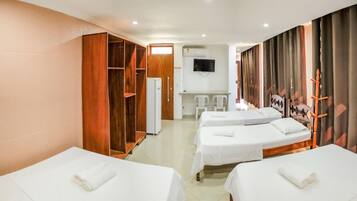 Ropa de cama de alta calidad, minibar y wifi gratis